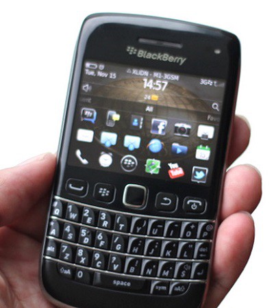 Blackberry-Bold-9790-1