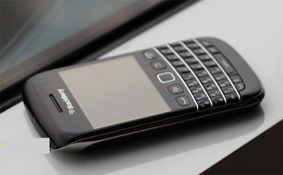 Blackberry-Bold-9790-2
