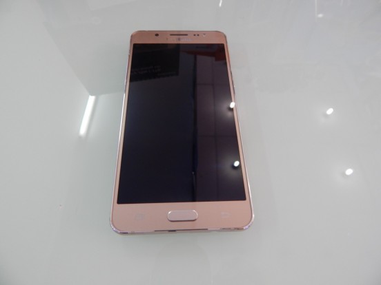 SAMSUNG GALAXY J5 2016