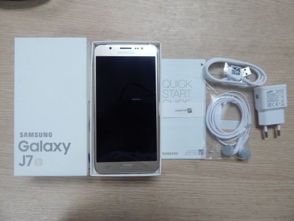 SAMSUNG GALAXY J7 2016