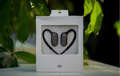 TAI-NGHE-XIAOMI-MI-SPORTS-BLUETOOTH-EARPHONES-1