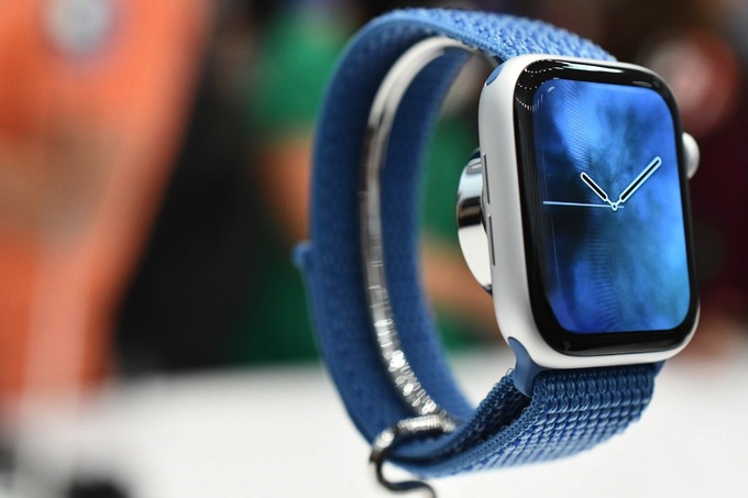 Apple watch series 4 được trang bị chíp xử lý S-64bit