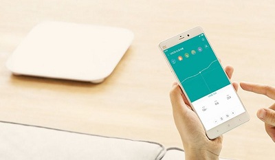 Xiaomi Smart Scale 2 sử dụng app để theo dõi sức khỏe.
