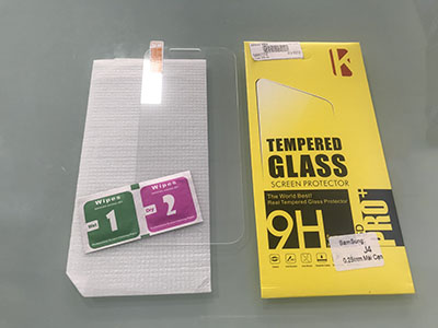 Cường lực Tempered Glass Samsung Galaxy J4 và bộ trợ dán