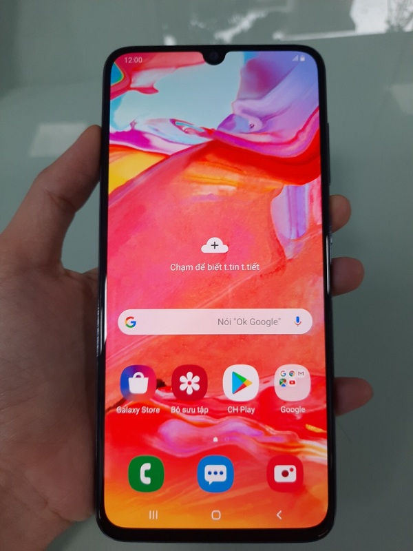 Điện thoại Samsung Galaxy A70 - Hàng trưng bày