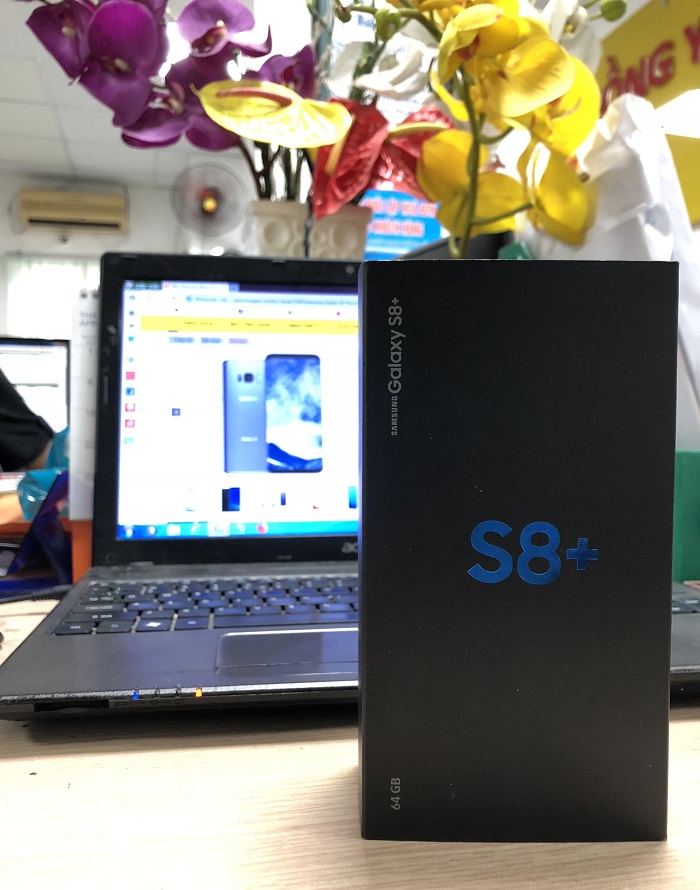 Điện thoại Samsung Galaxy S8 Plus - Hàng trưng bày