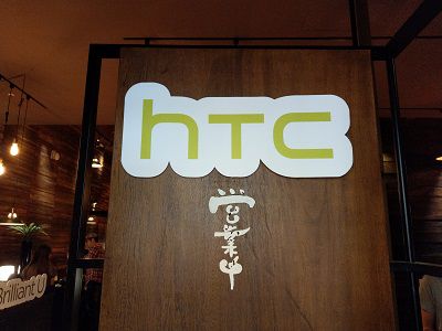 so-sanh-htc-u11-va-sony-xperia-xz-premium-28