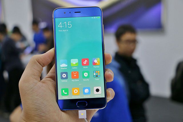 so-sanh-htc-u11-va-xiaomi-mi-6-12