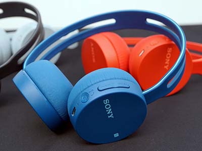 tai nghe sony wh-ch400 có thiết kế phần đệm tai tạo cảm giác dễ chịu khi sử dụng