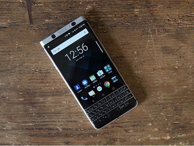 thiet-ke-blackberry-keyone-2