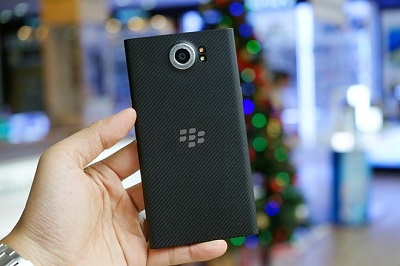 thiet-ke-blackberry-priv-4