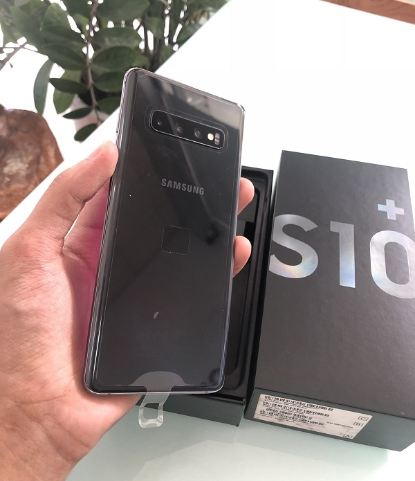 Điện thoại Samsung Galaxy S10 Plus - Hàng trưng bày