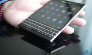 Smartphone dáng lạ BlackBerry Passport