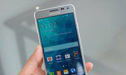 Mở hộp Samsung Galaxy Alpha chính hãng giá 14 triệu đồng