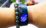 Samsung Gear Fit 2 - vòng đeo sức khoẻ thông minh