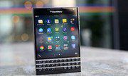 BlackBerry Passport giá rẻ tràn về Việt Nam